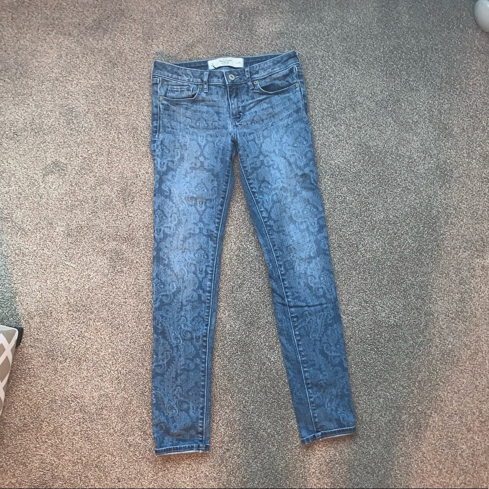 Abercrombie & Fitch Paisley Jeans size 0